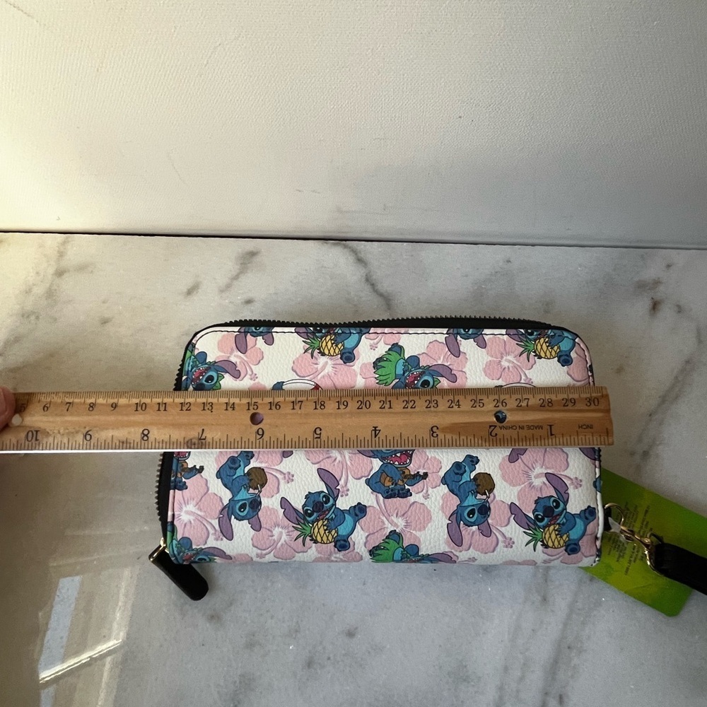 Stitch Floral Wristlet Wallet Disney - Picture 8 of 8